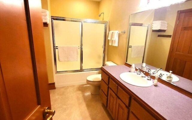 Mansion Inn Lake Stevens