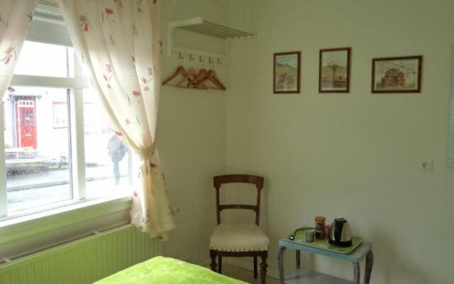 Edda´s Farmhouse In Town