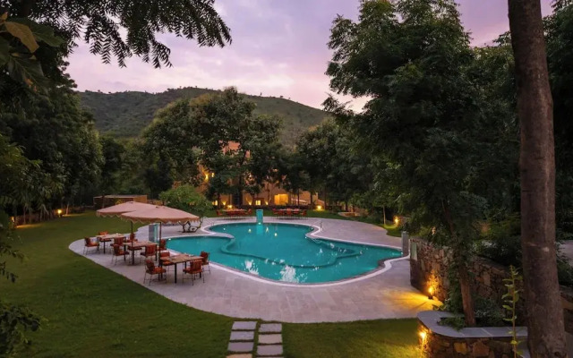 Dev Bagh Luxurious Private Suites