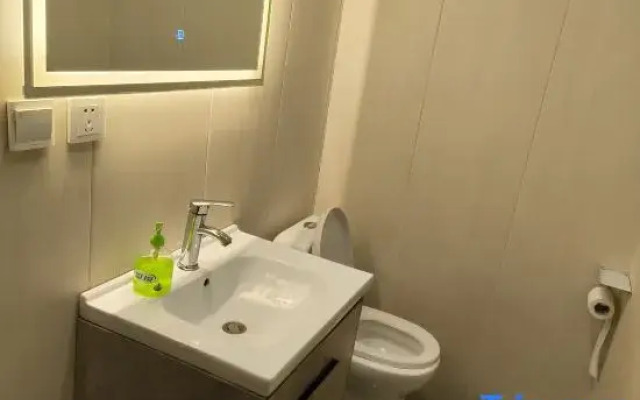 Yunxi Luxury Suites Hotel (Lanzhou Yantan High-tech Zone Branch)