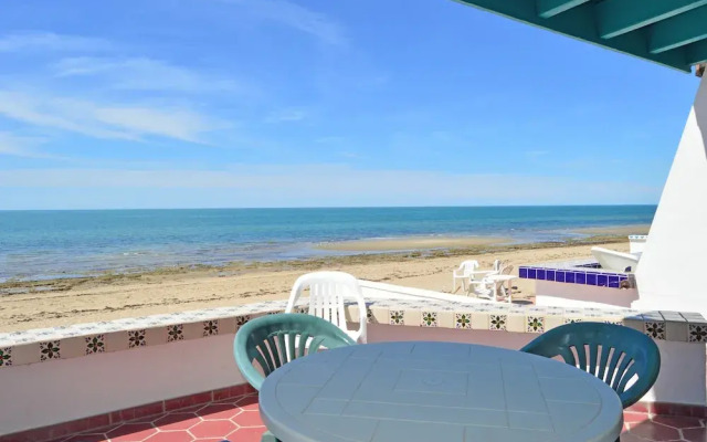 Jungla Casita by RedAwning