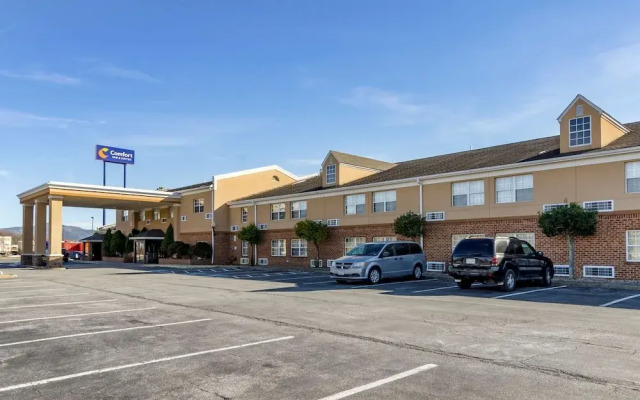 Comfort Inn & Suites