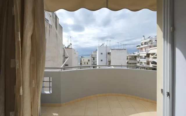Saronikos in Piraeus