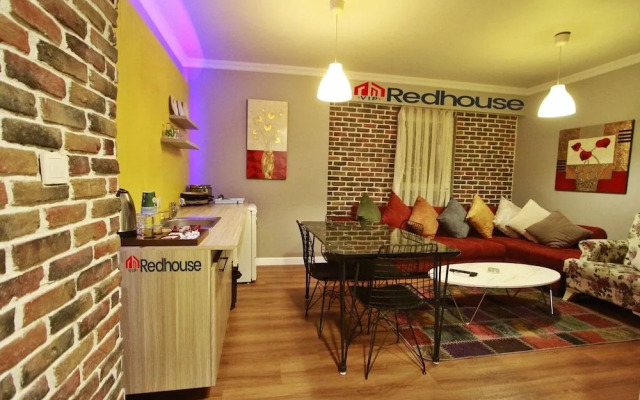 Red House Vip