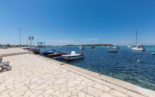 Residence Kalura by BarbarHouse