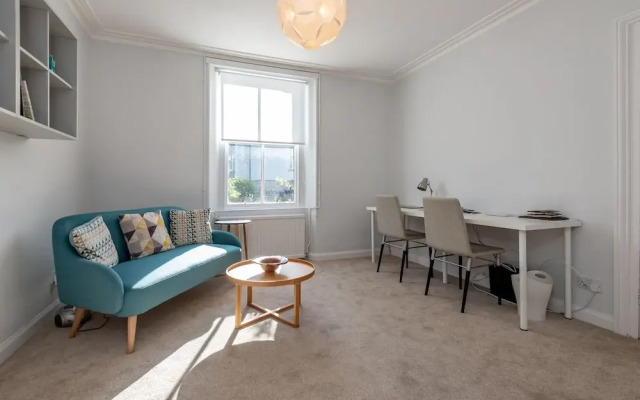 Central St Andrews Townhouse  Park View