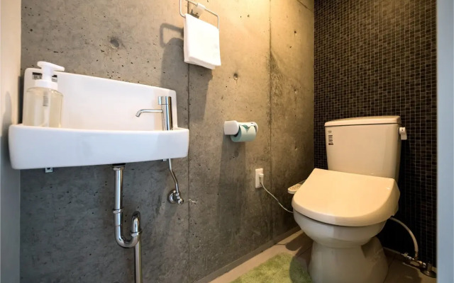 Little Island Okinawa Tomari