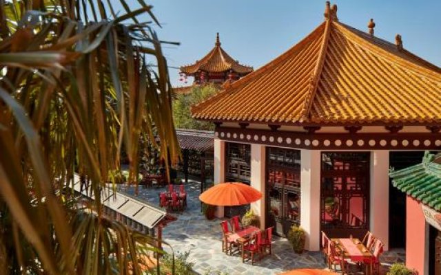 Hotel LING BAO