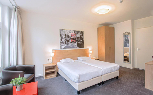 Ambassador City Centre Hotel