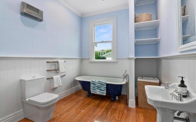 Botham's Beauty - Blenheim Holiday Home