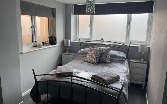 No1 Guest House