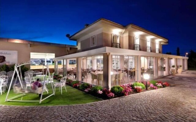 B.equine Range Hotel