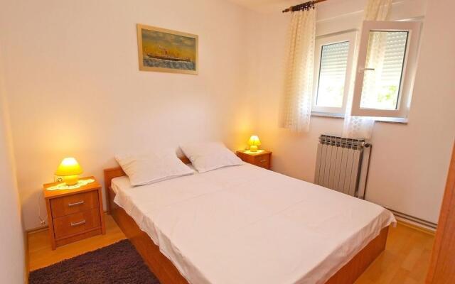 Apartments Marina 947