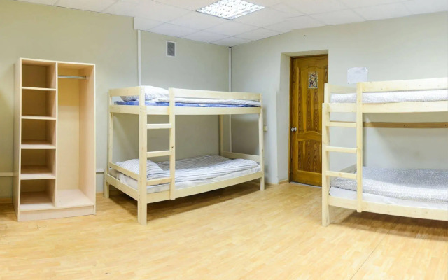 Baltijskiy Hostel