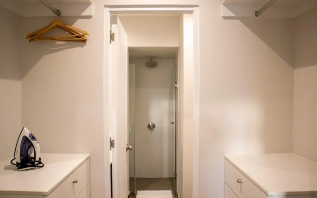 Picturesque 2BR With Fantastic Pool in Miraflores