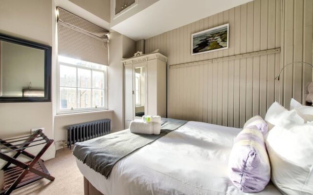Stylish & Spacious Georgian New Town 3bed Apt