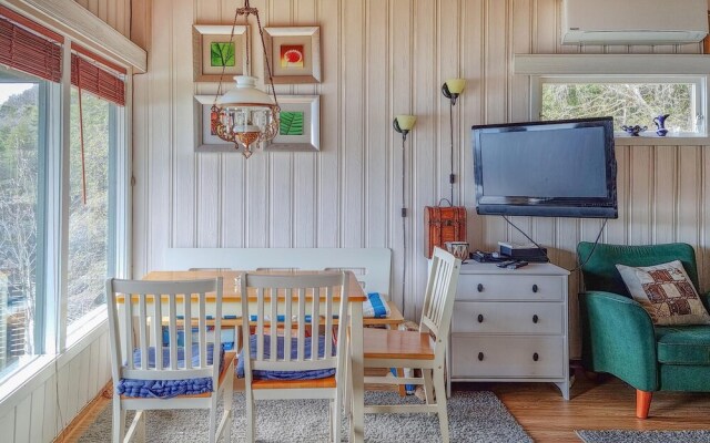 Nice Home in Lyngdal With 1 Bedrooms