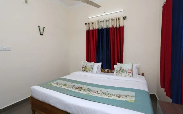 OYO Flagship 9964 Hotel Shine