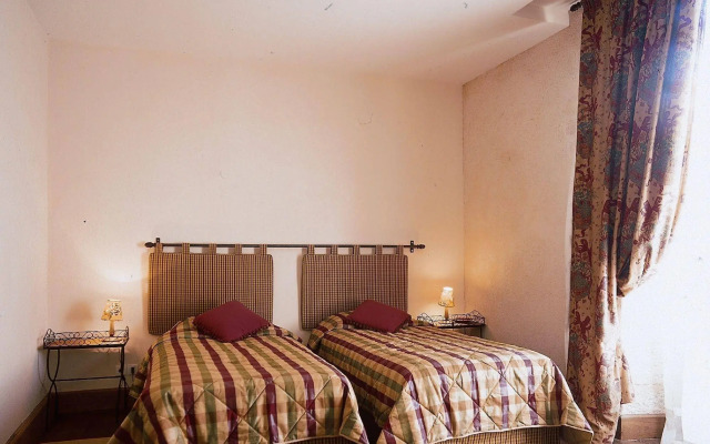 Hôtel Restaurant Les Orangeries