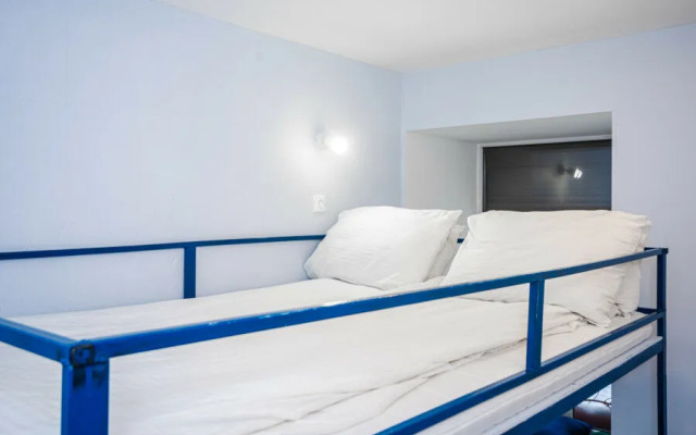 Бук Кейс на проспекте Чернышевского