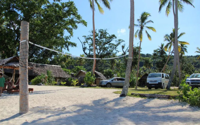 Port Olry Beach Bungalow