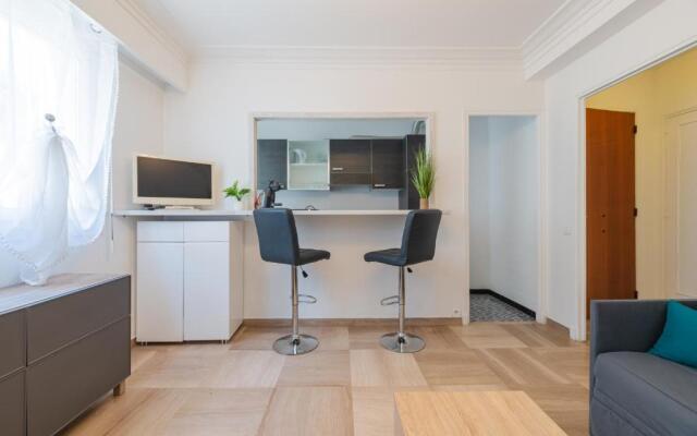 Cosy Studio Soleia, 50m from sea side