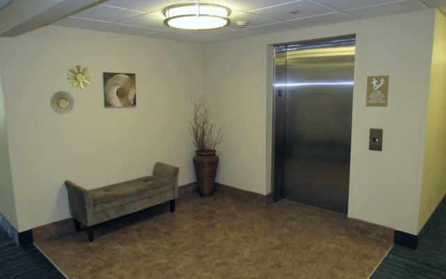 Sonesta Simply Suites Columbus Airport Gahanna
