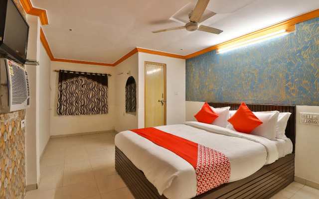 OYO 29318 hotel krishna palace