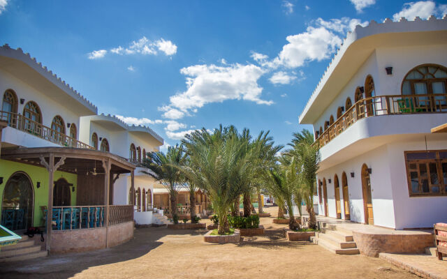 Shams Hotel & Dive Centre