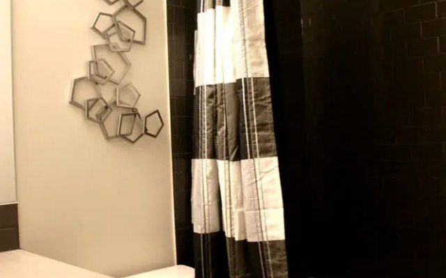 Mahogany Grove Inn and Suite