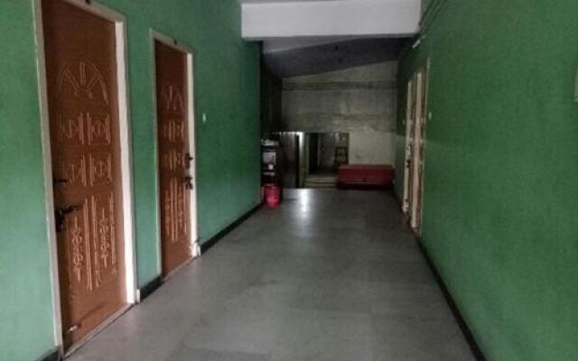 Sri Annapoorna Lodge
