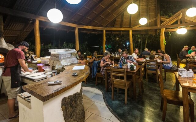 El Nido Jungle Lodge