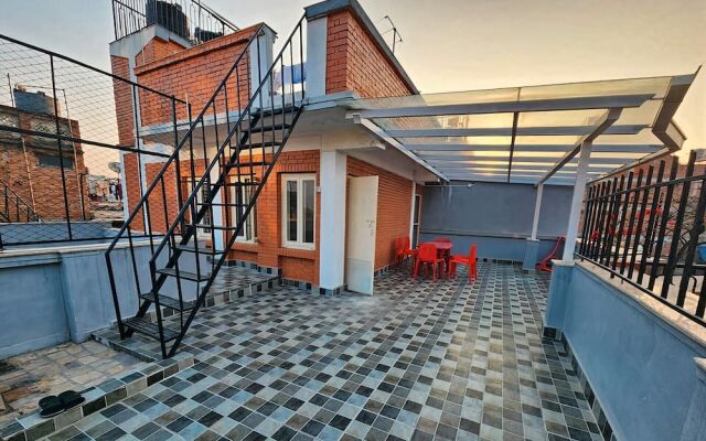 Nyadha House
