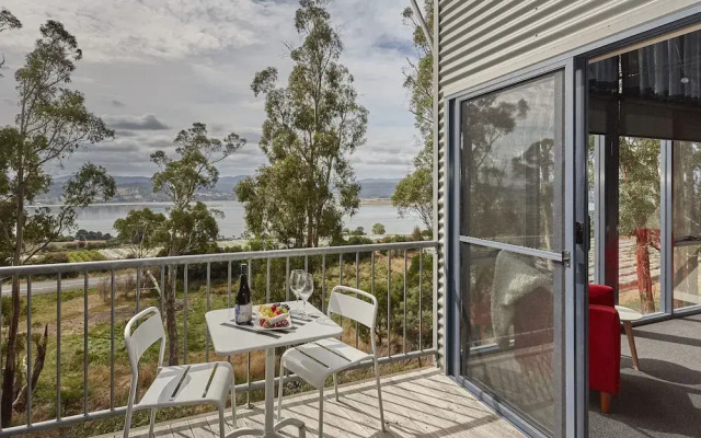 Rosevears Vineyard Retreat