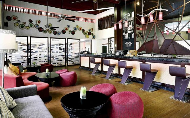 Pullman Bali Legian Beach