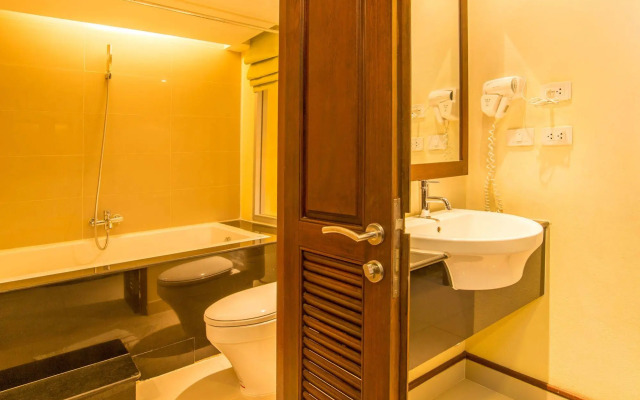 Lanta Pura Beach Resort (SHA Extra Plus)