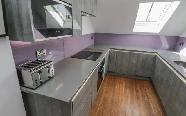 Foxton Penthouse