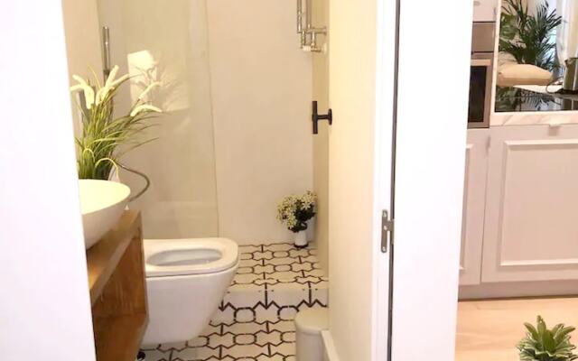 Apartment with One Bedroom in Madrid, with Wifi