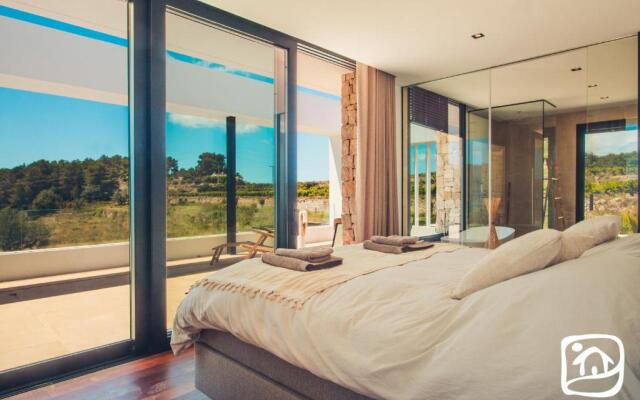 Abahana Villas Avalon