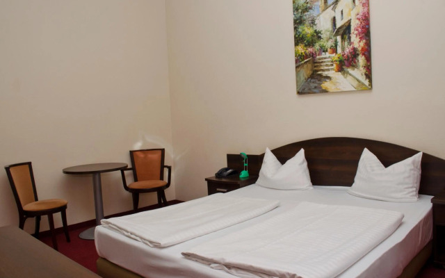 Hotel POLO am ZOB