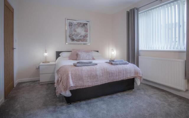 South Carvan View - 4 Bedroom Holiday Home - Tavernspite