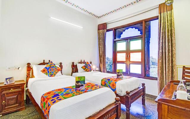 Fabhotel Shree Villas