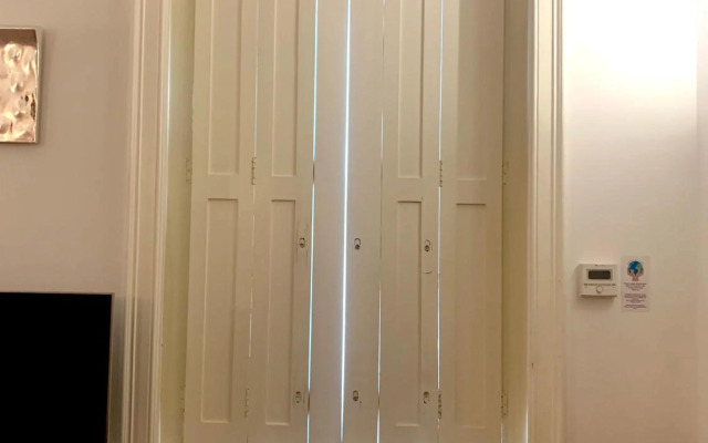 Stylish, Cosy & Central "Self-Check-In" Apartment