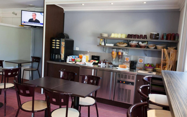 The Originals Access, Hôtel Bordeaux Lac