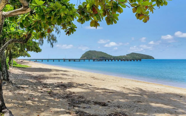 2 Bedroom Red Cowrie Apartment Palm Cove