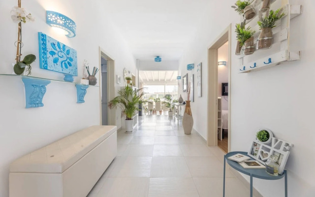 Villa Eriberto - Pool 3 Bedrooms 8 Sleeps