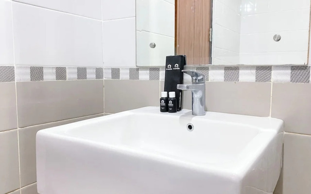 Tidy And Cozy 2Br Apartment At Royal Olive Residence