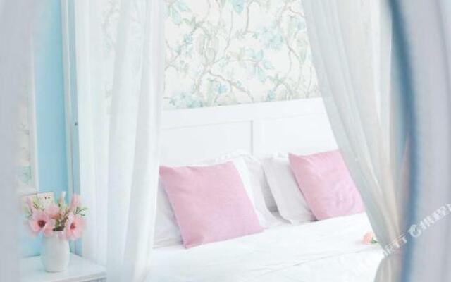 U&WE Home Inn