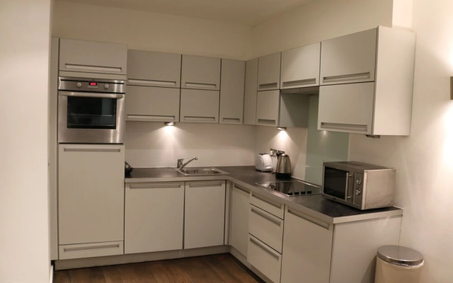 Wentworth Apartments