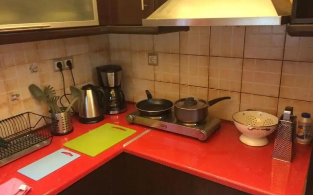Lovely 4 Double Bed Flat